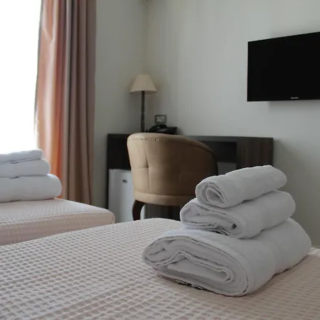 Hermes Hotel 4*